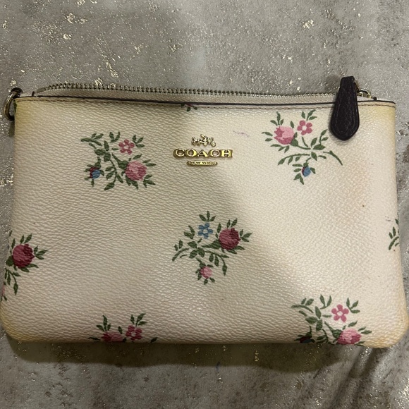 Coach Zip Pouch - Picture 2 of 3